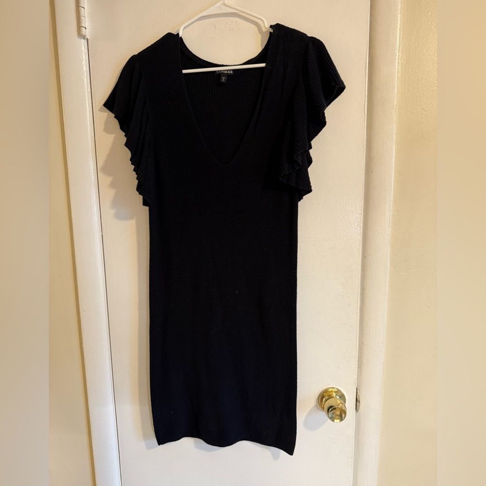 EXPRESS Black V Neck Ruffle Sleeve Sweater Dress Size S